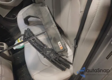 2015 Hyundai Sonata Limited z USA, uszkodzony, nr VIN 5NPE34AF1FH048285